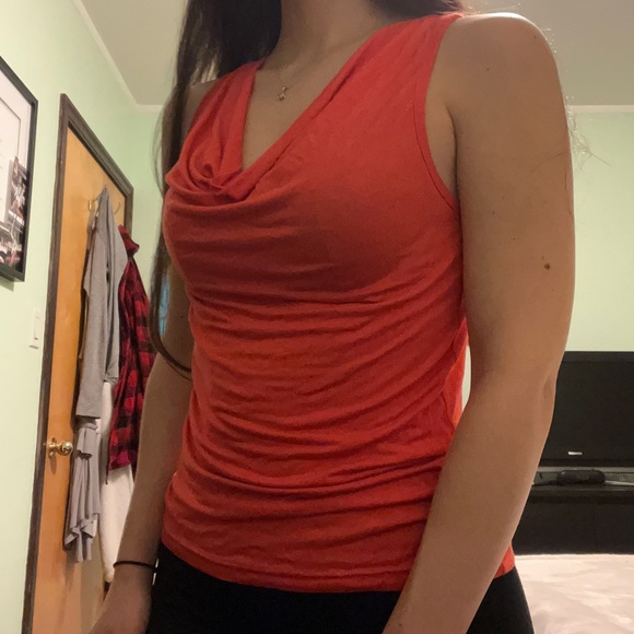 Flowy Tank - Picture 3 of 6